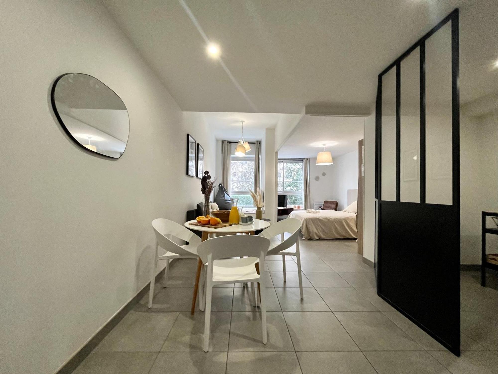 Suite Danbury Lyon Luaran gambar