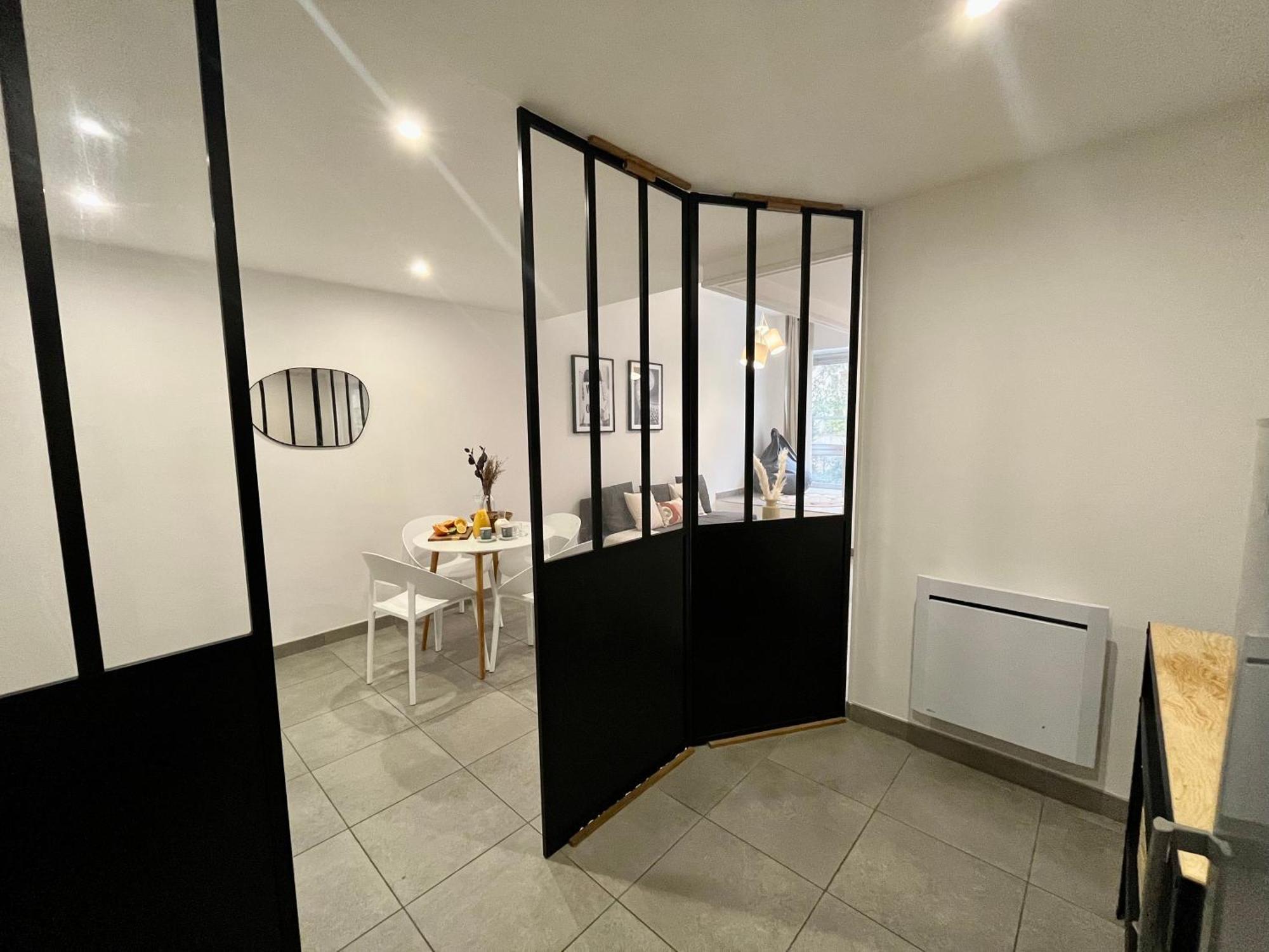 Suite Danbury Lyon Luaran gambar