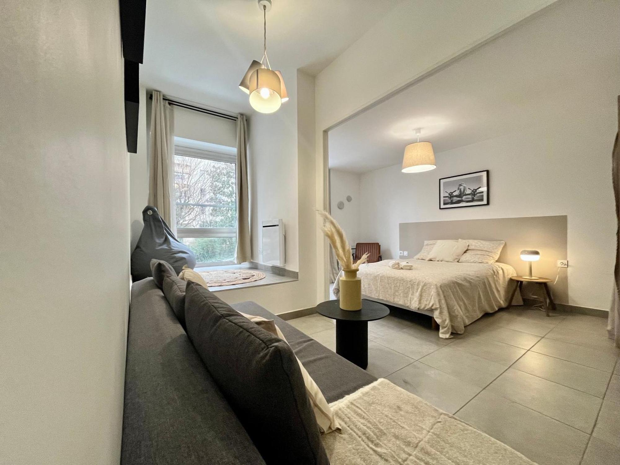 Suite Danbury Lyon Luaran gambar